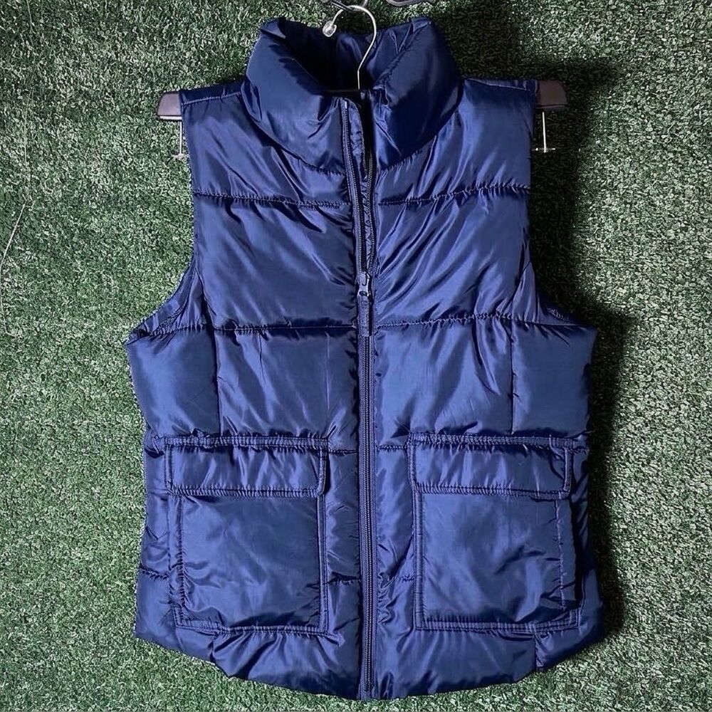 SO Women’s Size M Navy Blue Puffer Vest High Collar Front Pockets Zip Up